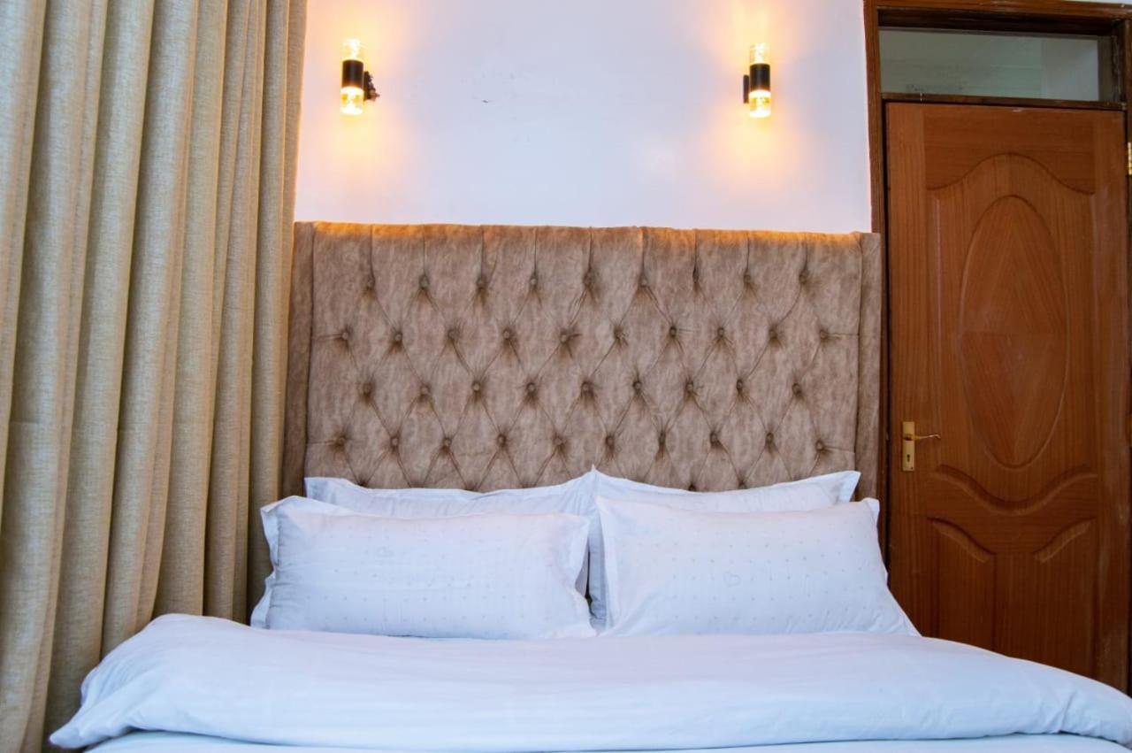 Sandalwood Suites Nakuru - Studios & One Bedroom Suites Esterno foto