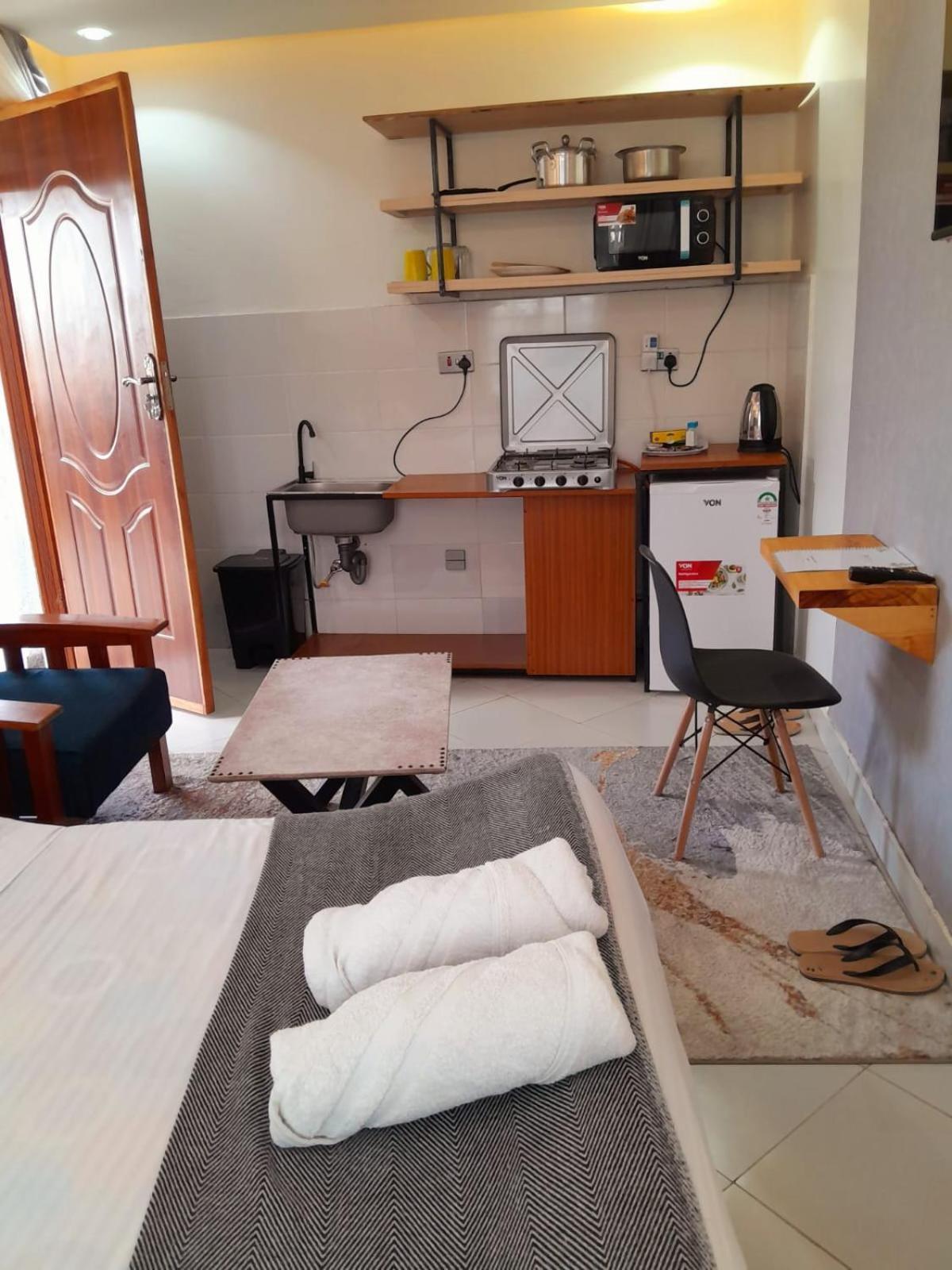 Sandalwood Suites Nakuru - Studios & One Bedroom Suites Esterno foto