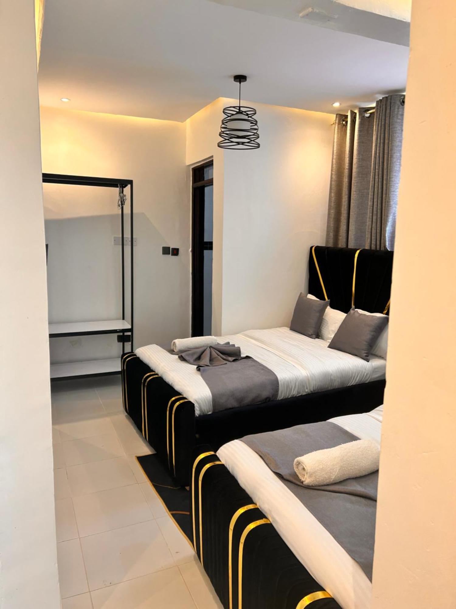 Sandalwood Suites Nakuru - Studios & One Bedroom Suites Esterno foto